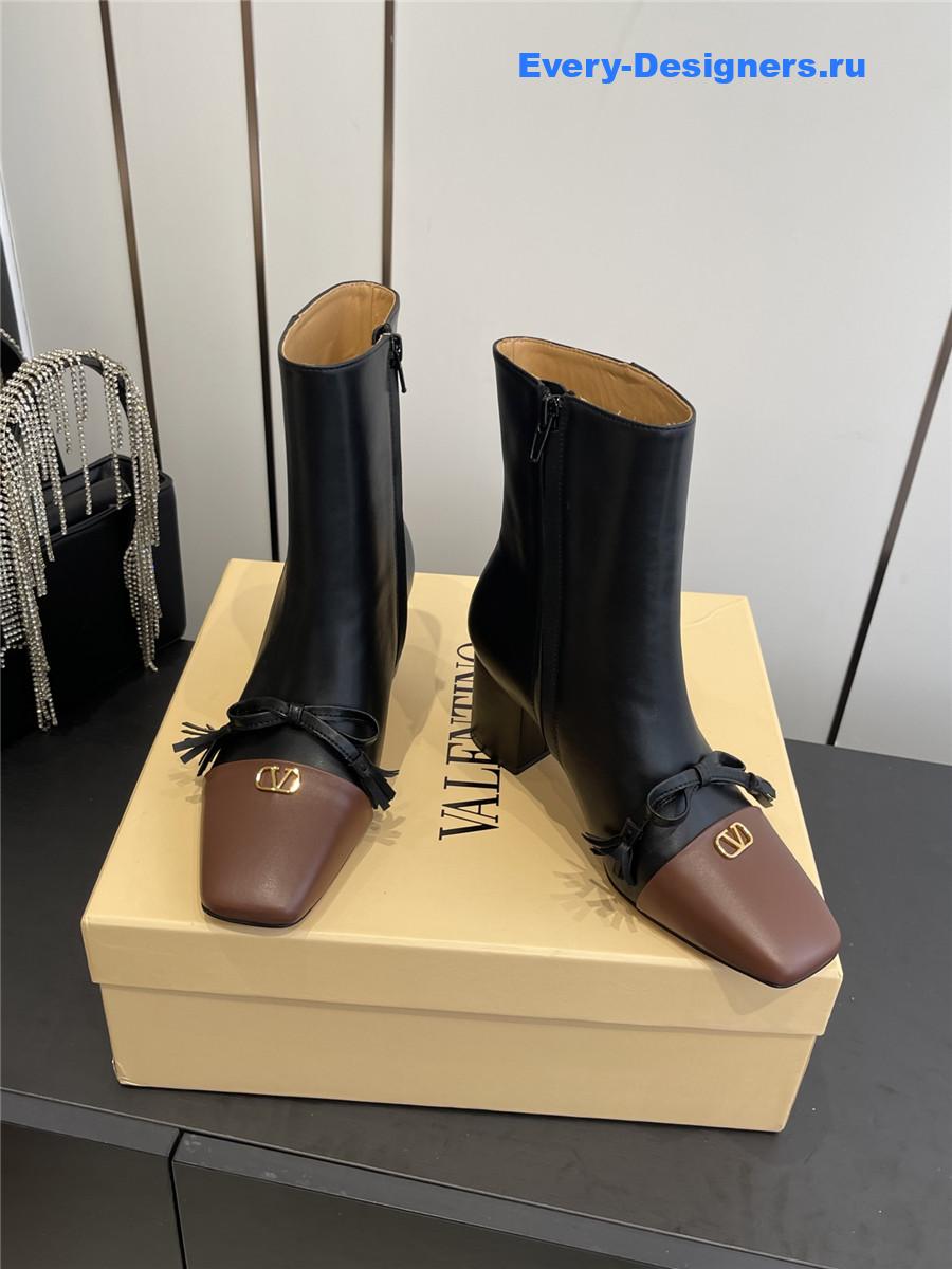 Va1e*ntin0 garavani valet du roi boot