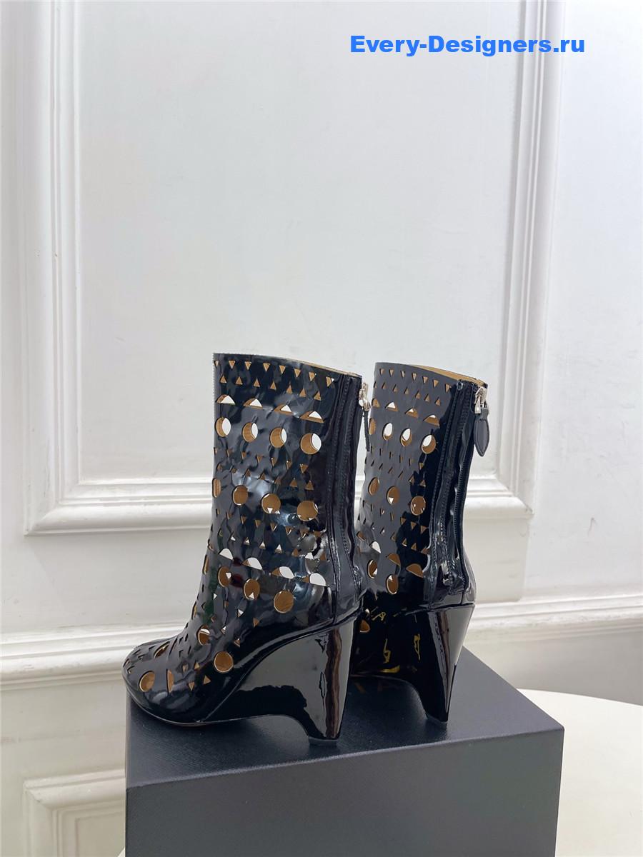 Alaïa Vienne Black Patent Leather Wedge Ankle Boots