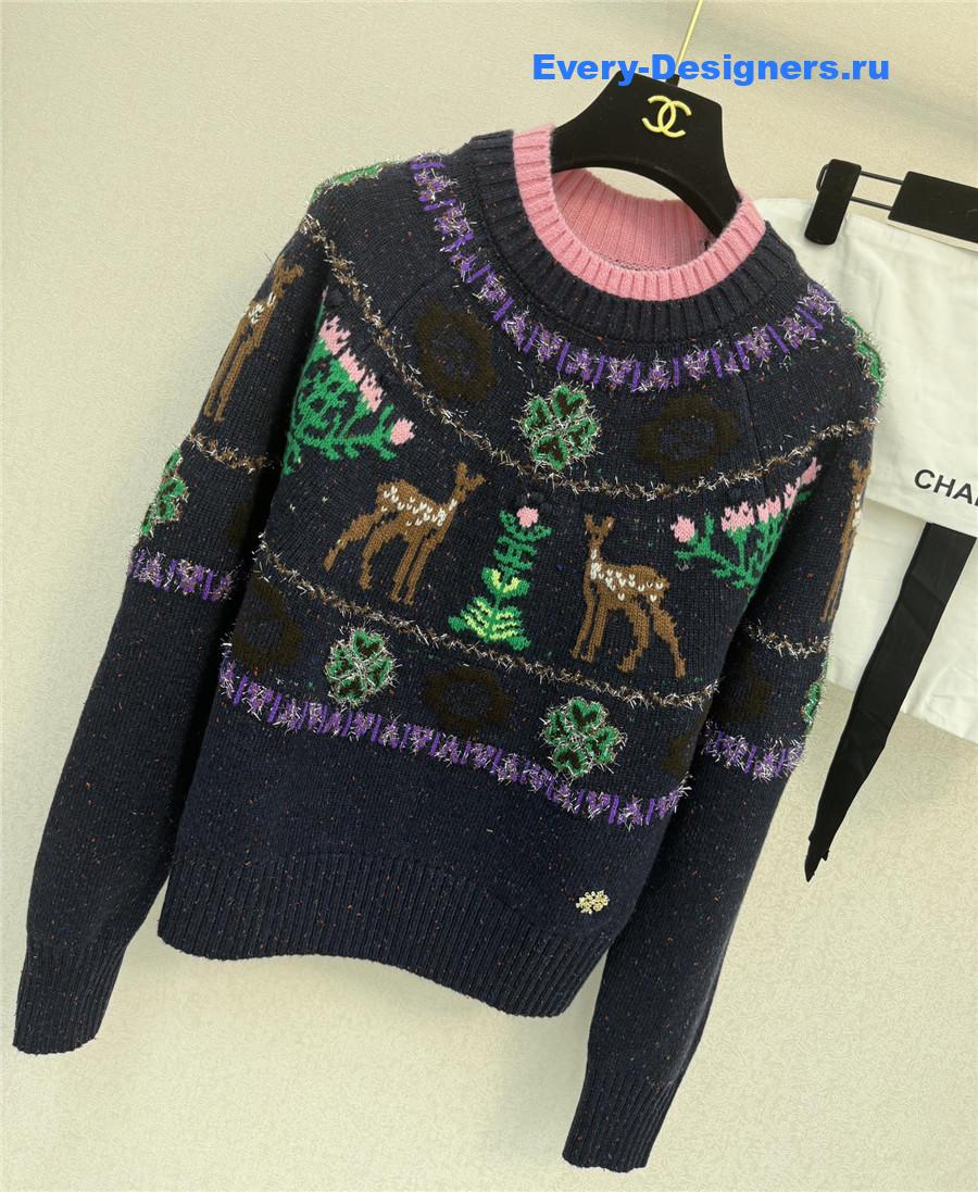 Ch**el christmas skiing crew neck sweater
