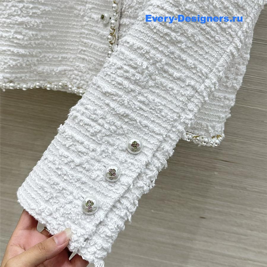 Ch**el coco white tweed pearl jacket