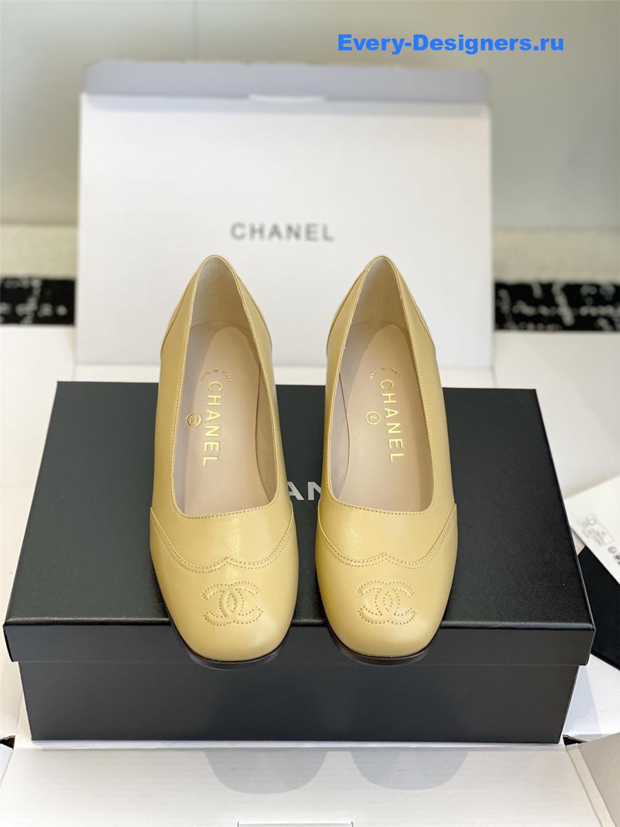 Ch**el beige cap toe block heel pumps