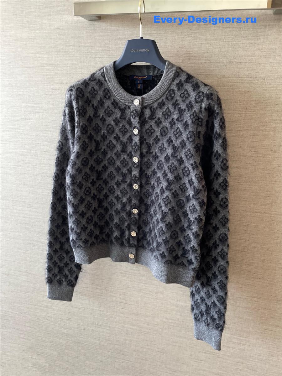 l0vis Vvtt0n brushed monogram cardigan