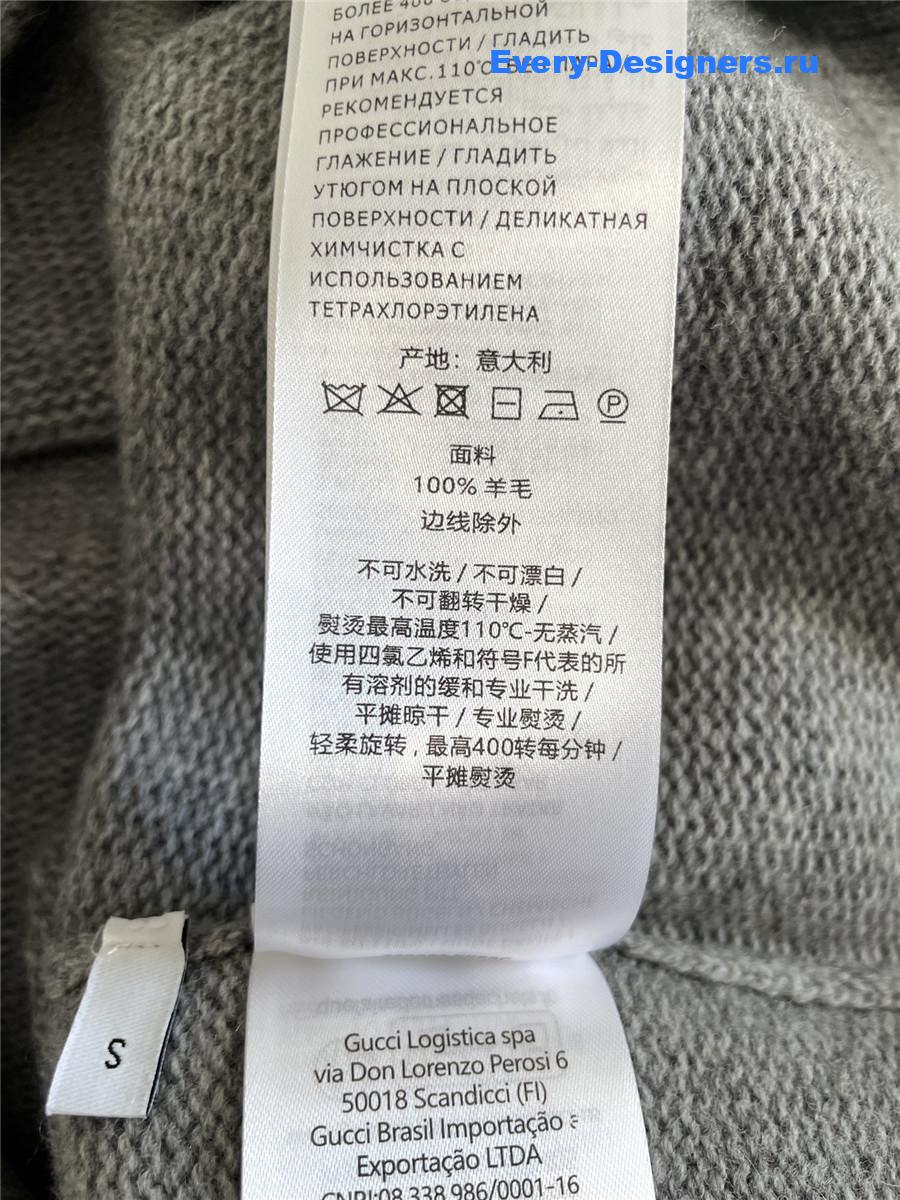 Gvc*1 grey intarsia-knit logo sweater