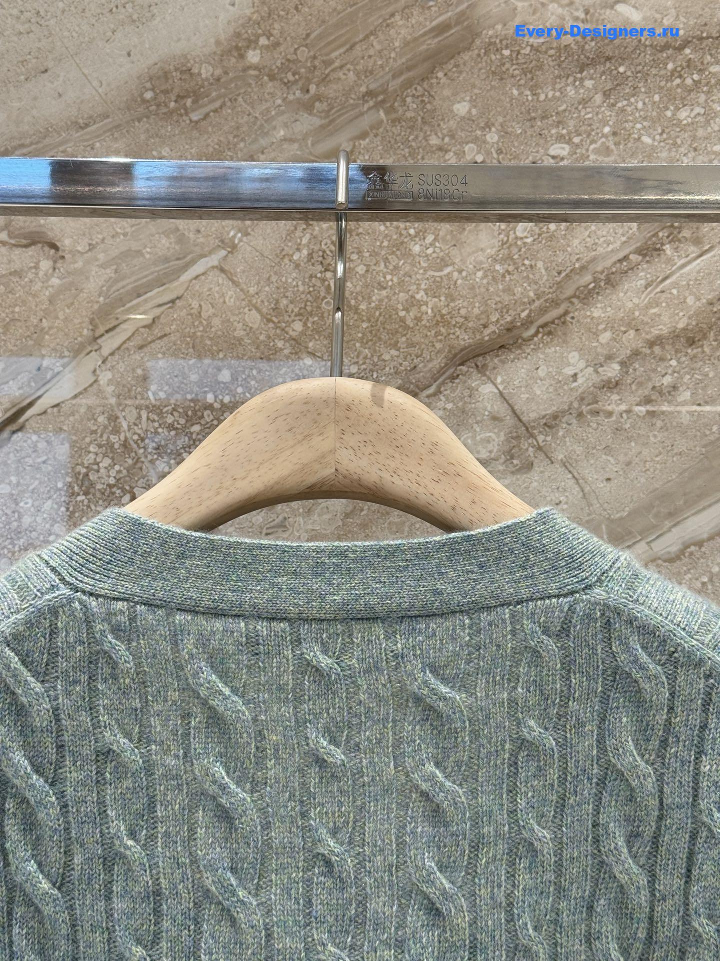L0r0 P1ana v-neck green cashmere cardigan