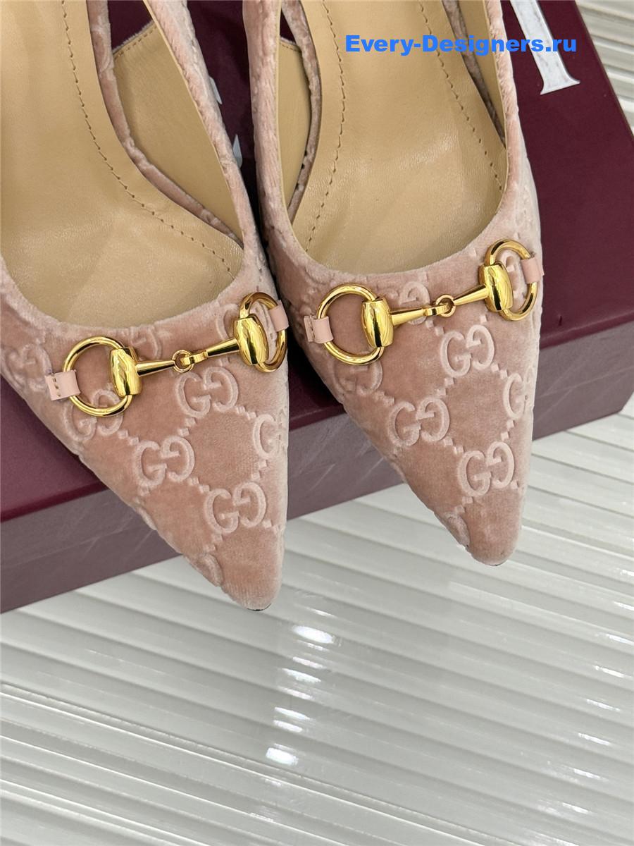 Gvc*1 pink velvet horsebit slingback pump