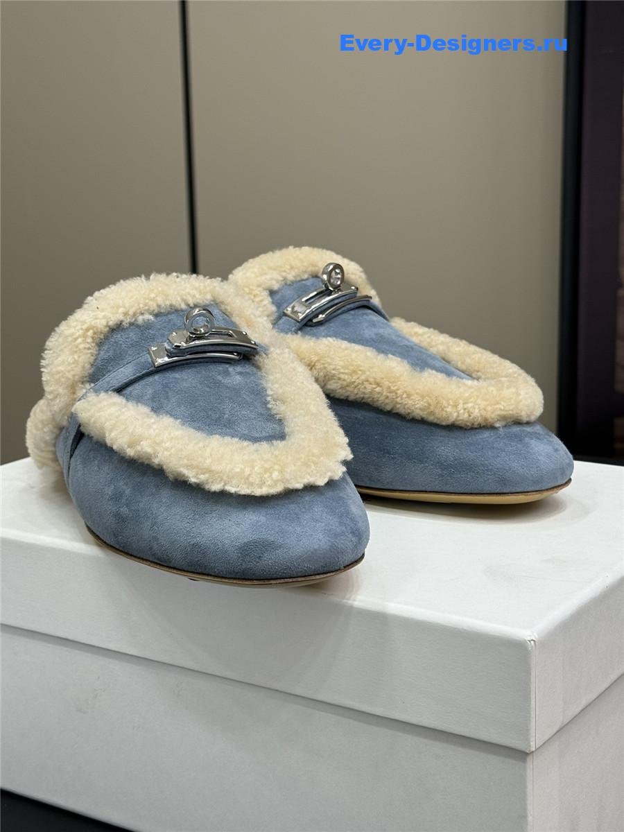 H**me5 shearling light blue oz mule