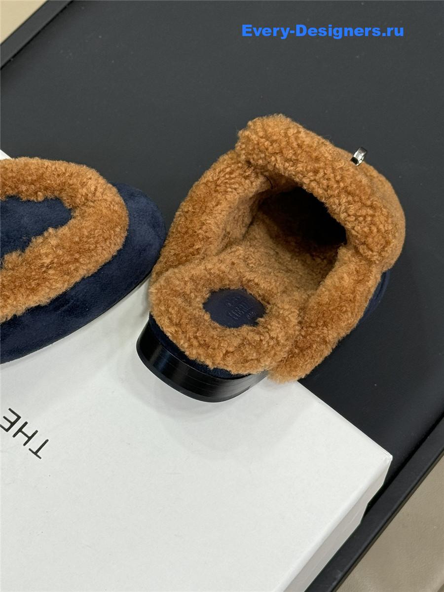 H**me5 shearling navy oz mule