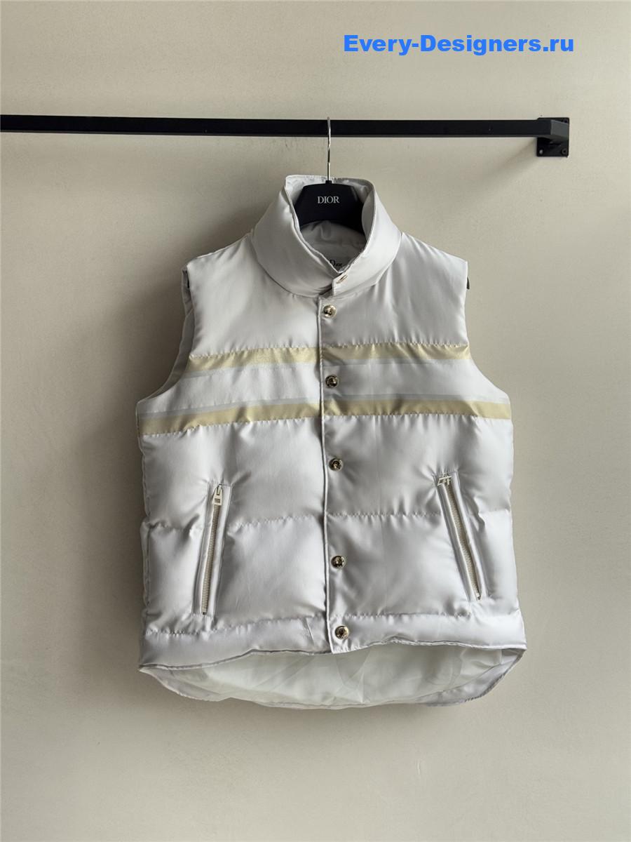 D10r D10ralps white puffer vest