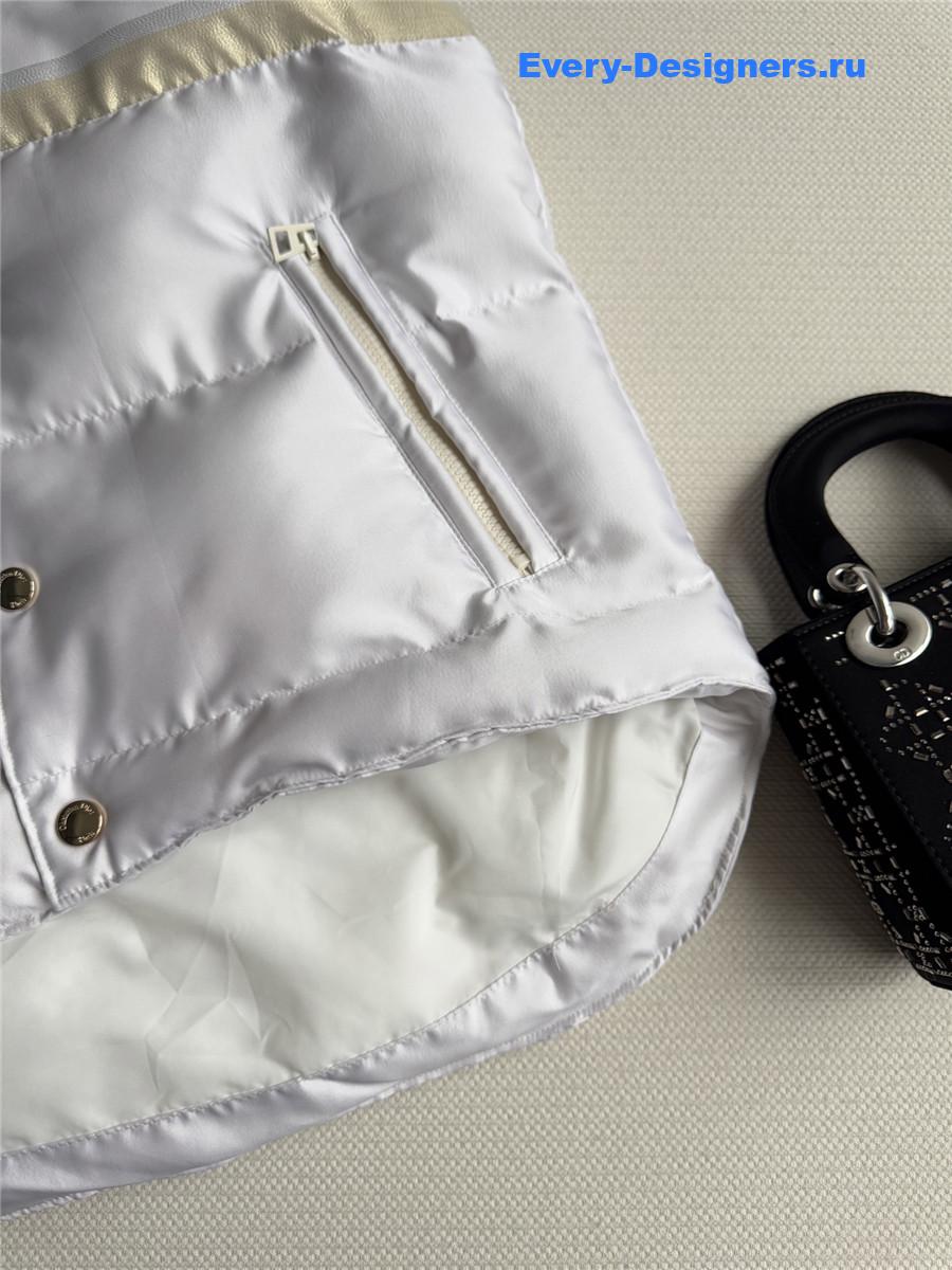 D10r D10ralps white puffer vest