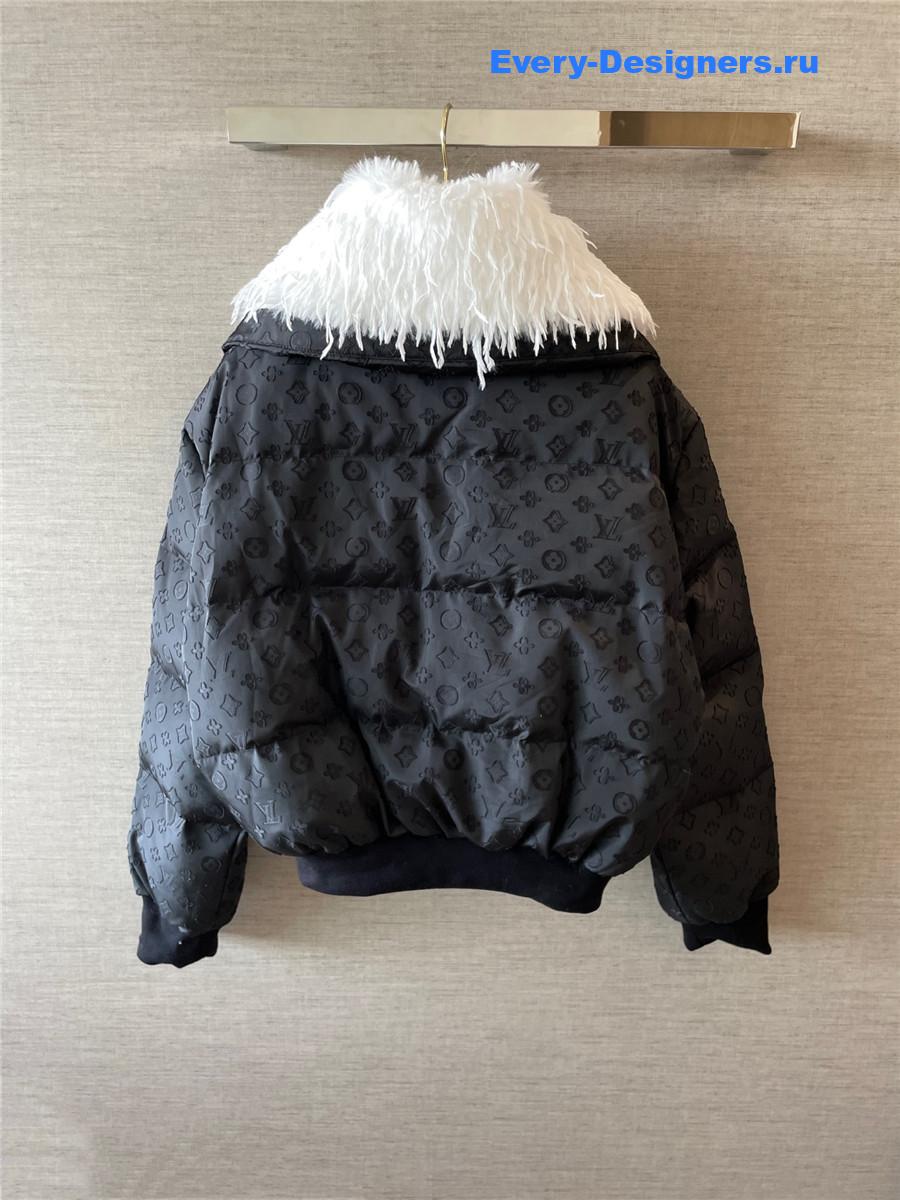 l0vis Vvtt0n feather collar puffer jacket