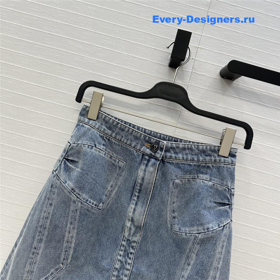 Ch**el coco bow blue denim skirt
