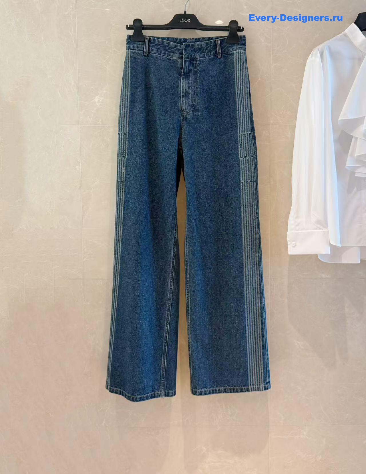 D10r graphique women flared jeans