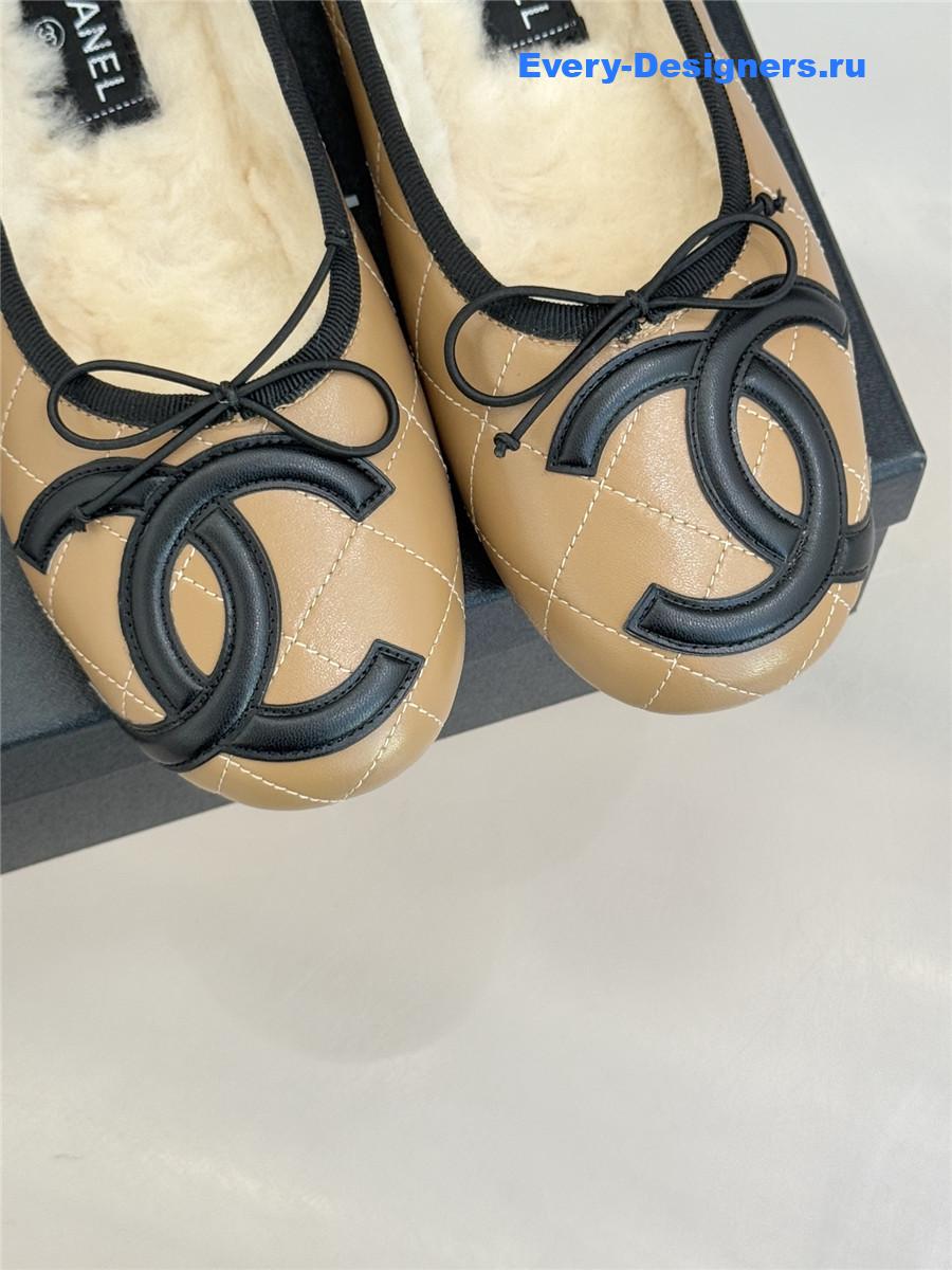 Ch**el beige shearling lining ballet flats