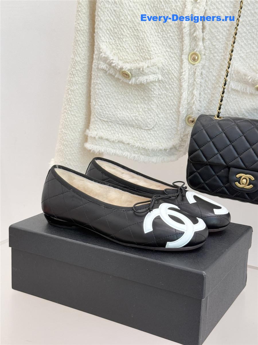 Ch**el black shearling lining ballet flats