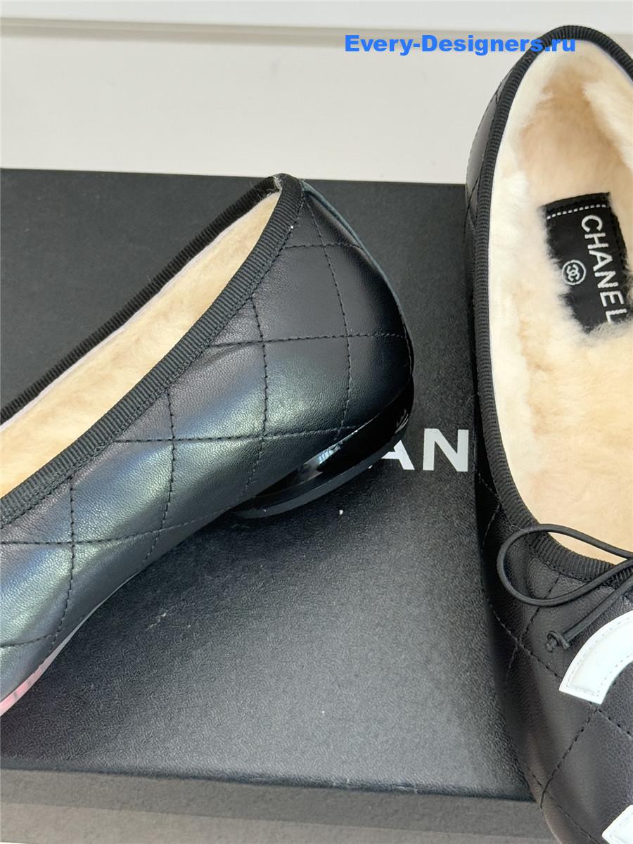 Ch**el black shearling lining ballet flats