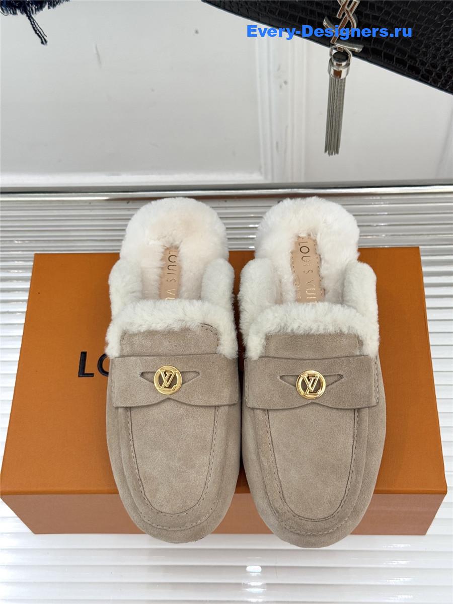 l0vis Vvtt0n beige soho open back loafer
