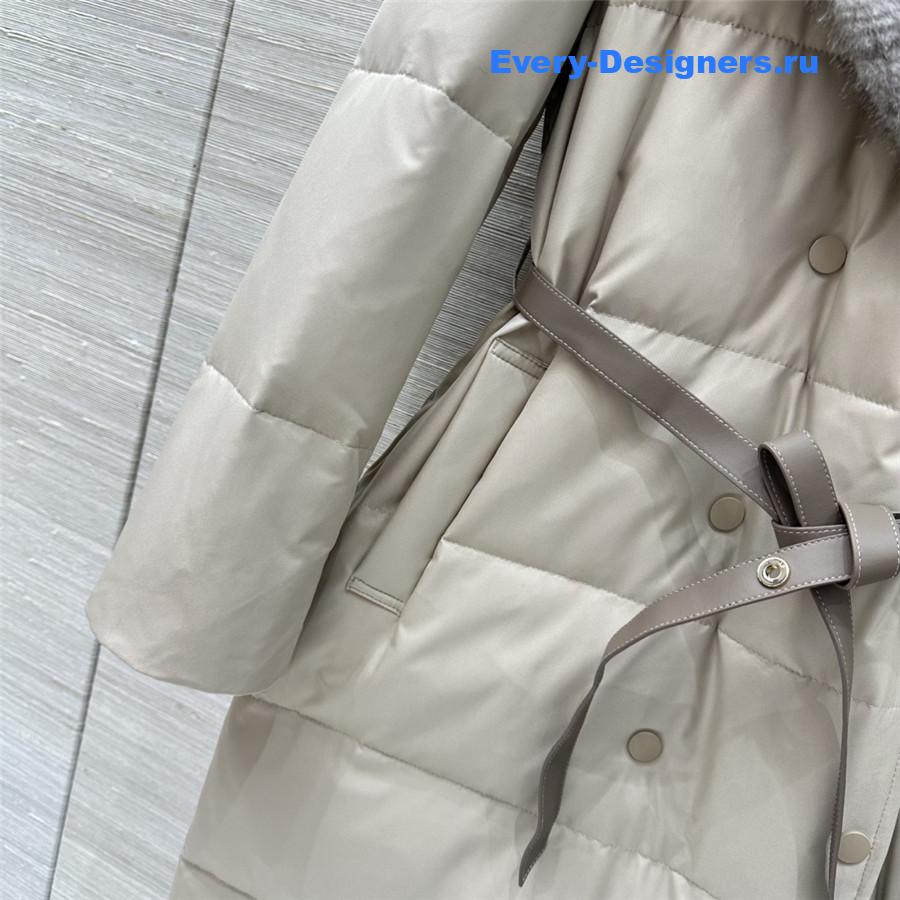 L0r0 P1ana mink fur hooded white goose down jacket