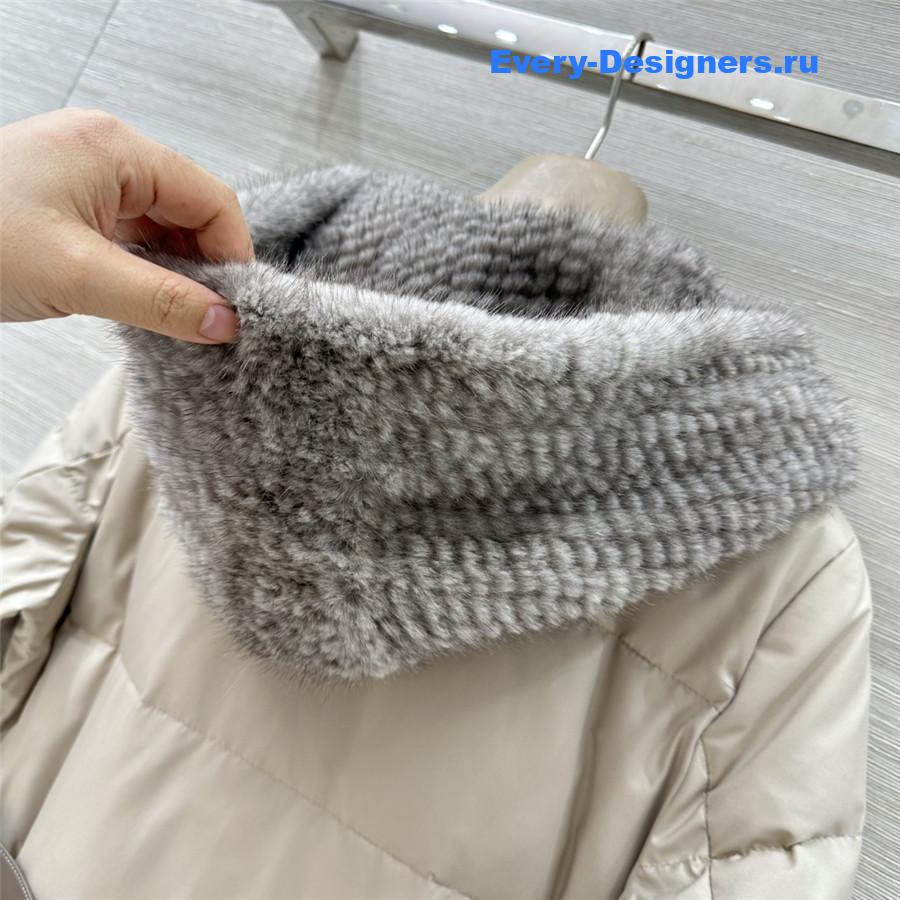 L0r0 P1ana mink fur hooded white goose down jacket