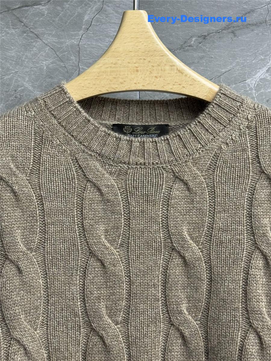 L0r0 P1ana round neck cashmere pullover sweater