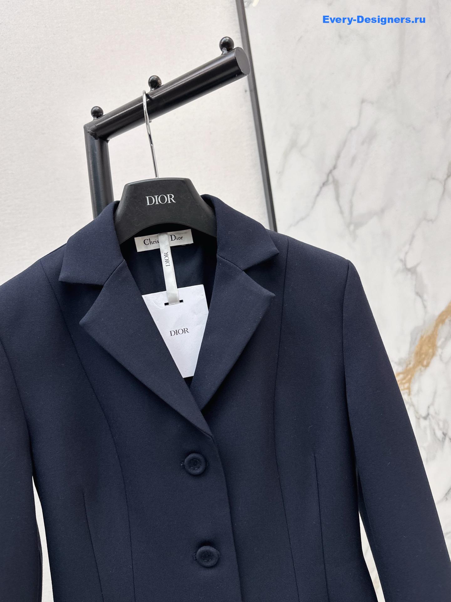 D10r 30 montaigne bar black jacket