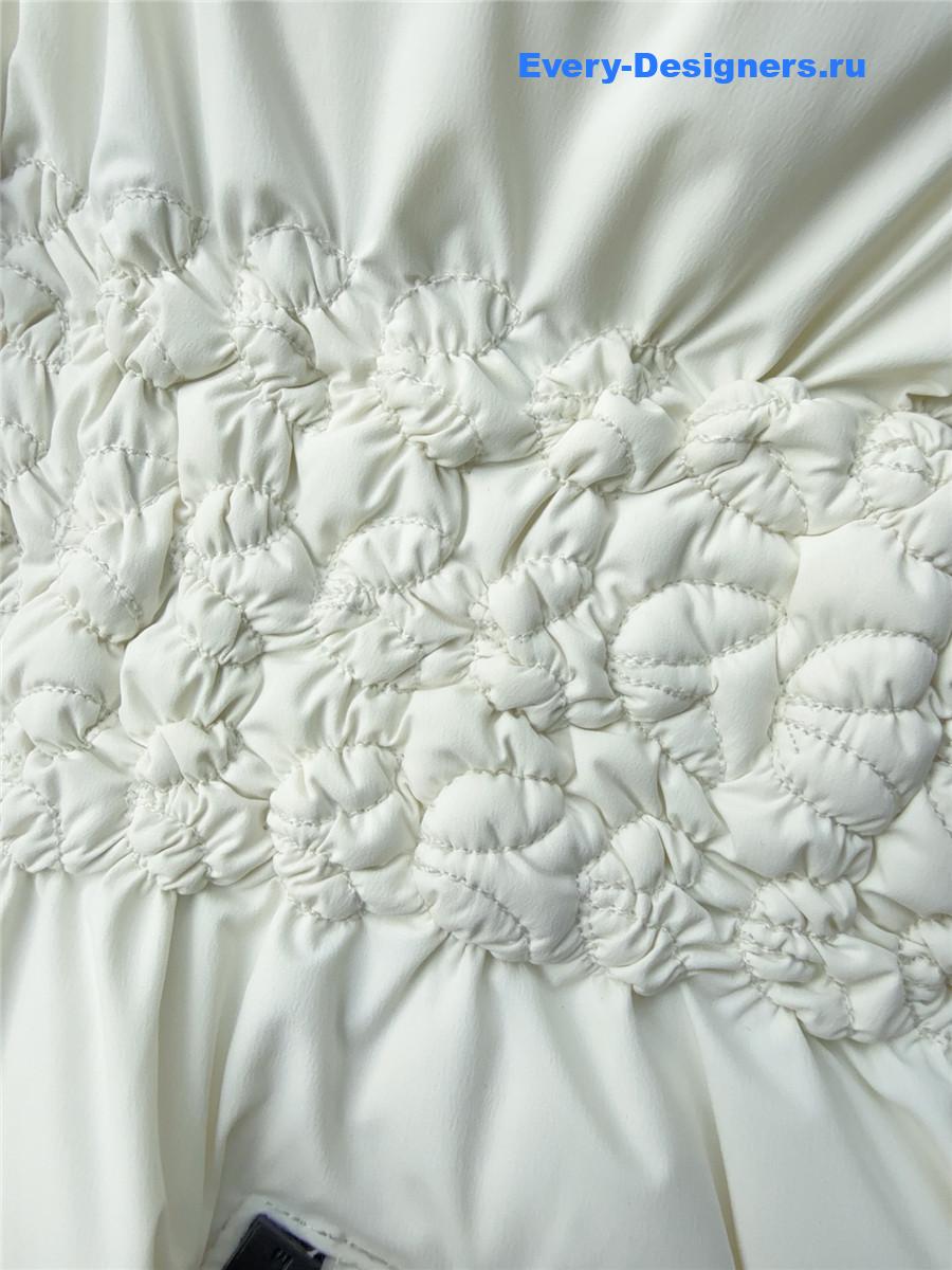 Moncler White Ivory Wollemi Hooded Down Ski Jacket