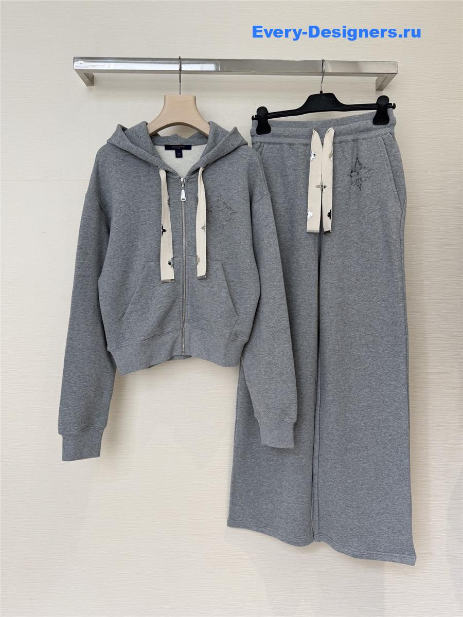 l0vis Vvtt0n women grey tracksuit
