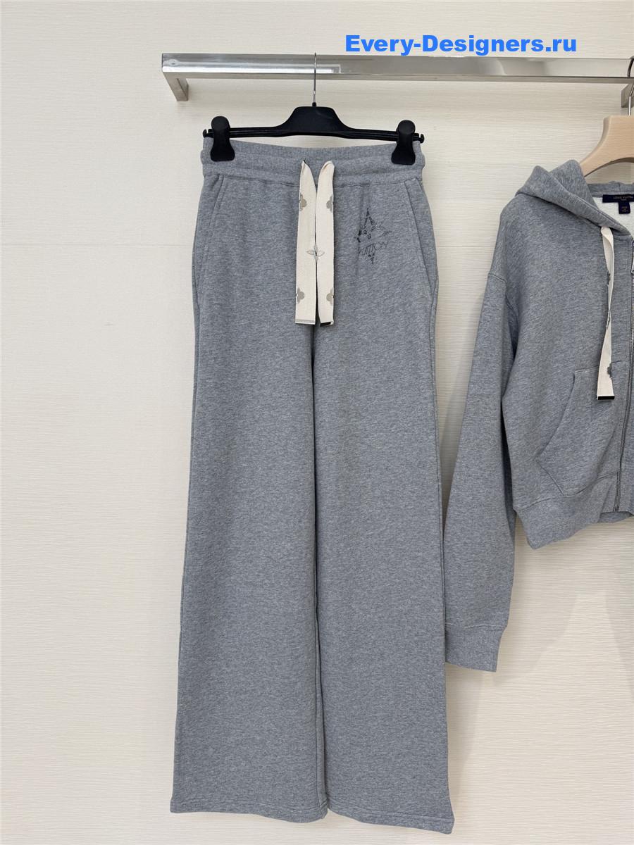 l0vis Vvtt0n women grey tracksuit
