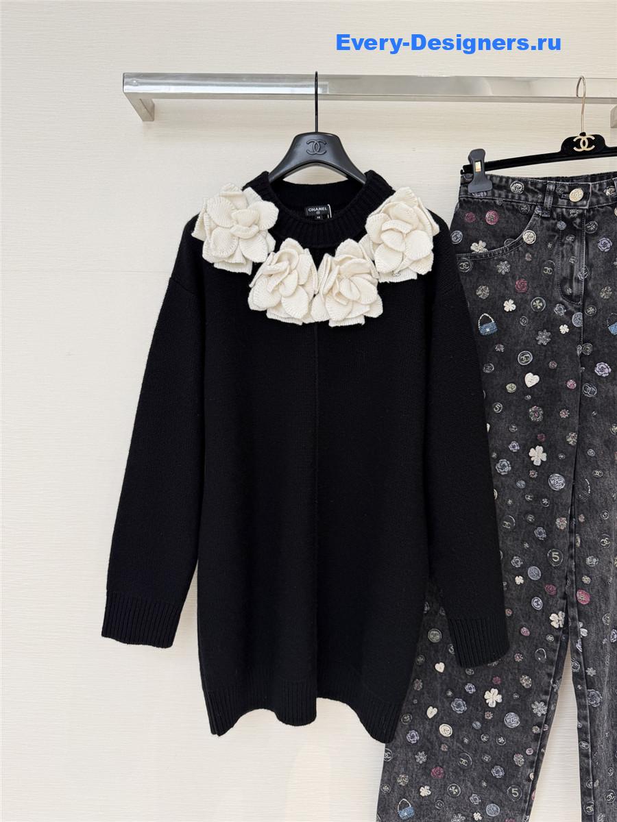 Ch**el camellia flowers black crew neck knit dress