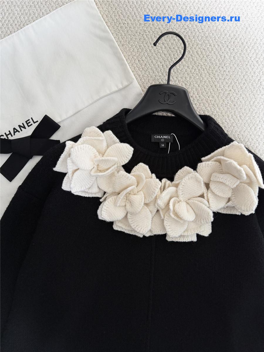 Ch**el camellia flowers black crew neck knit dress