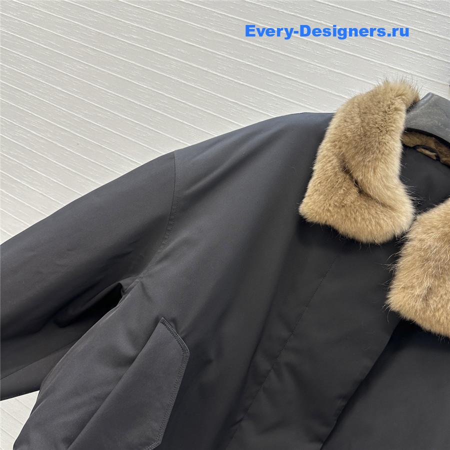 The R0w black collared jacket down jacket