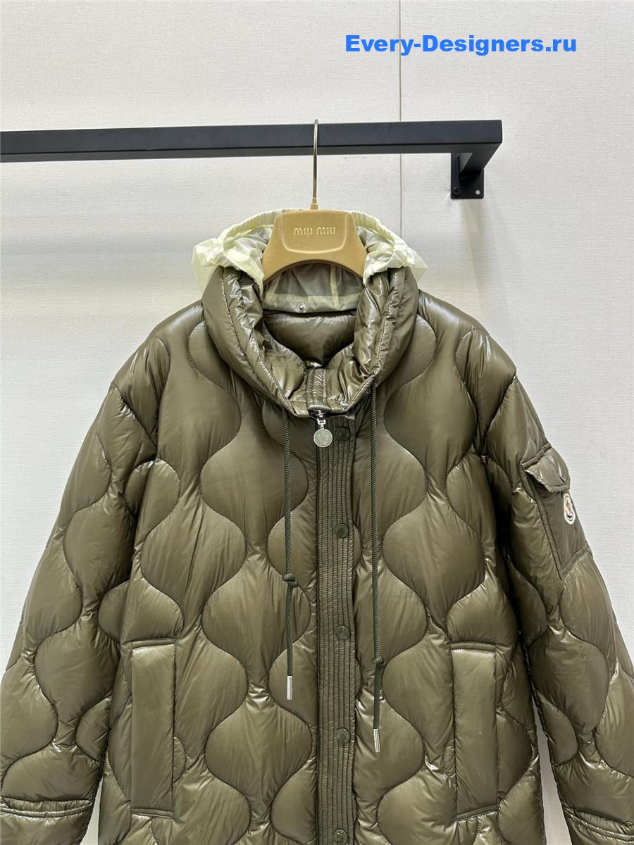 Moncler Green Lombi Short Down Parka