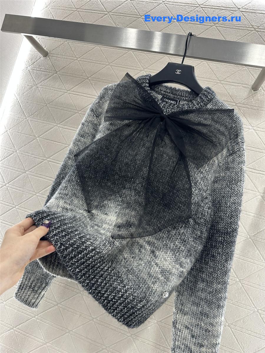 Ch**el large black bow knit sweater